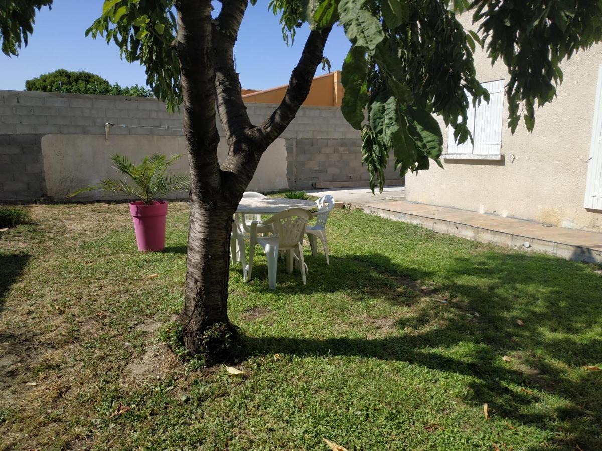 Appart 28M2 Avec Jardin Et Parking Prives, Chambre Separee Milhaud 외부 사진